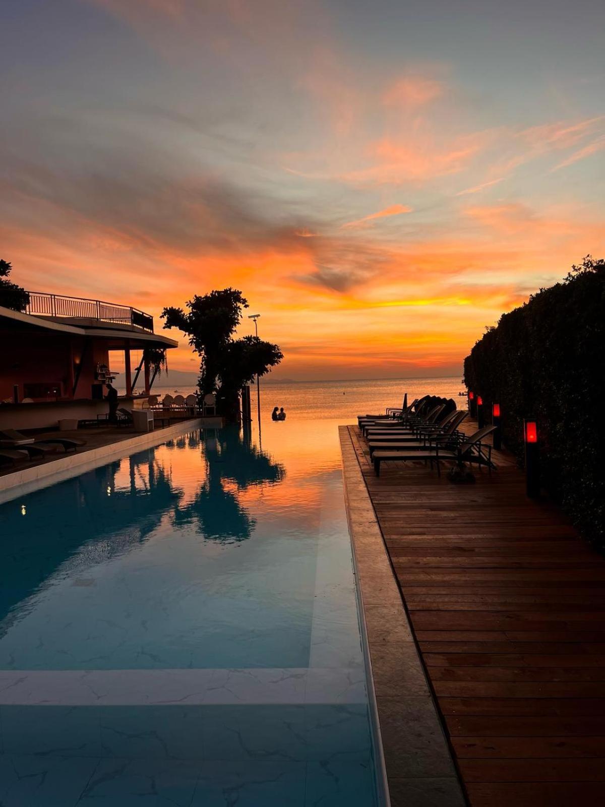 Sunset Beach Club Hotel Хаад Рин Экстерьер фото
